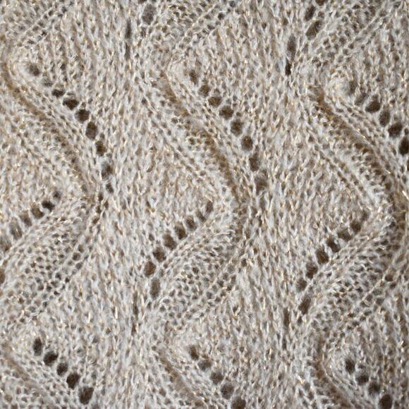 ROZ & ALI Open Back Bat Wing Gold Sweater Size L - Picture 4 of 8